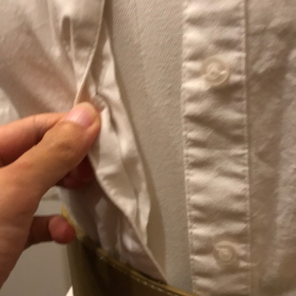 Medium so short sleeve button up top - Picture 2 of 5